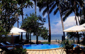 Отель Bali Bhuana Beach Cottages  Abang